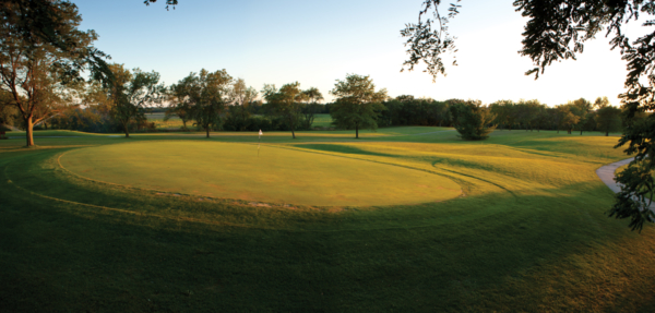 The sun sets on a hole at Coachman's